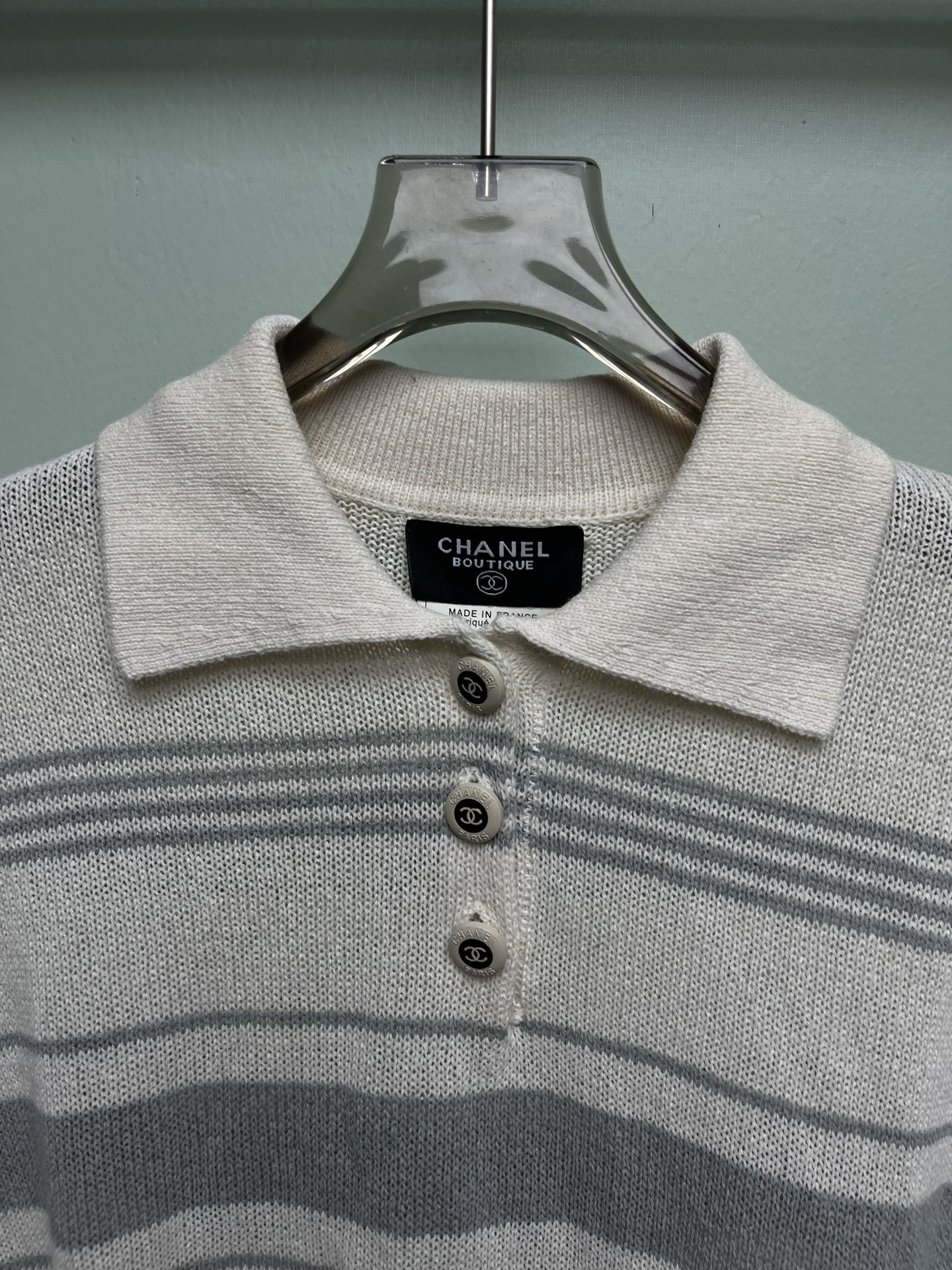 Women's short sleeves